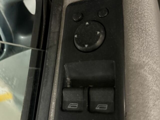 Фольксваген Transporter, объемом двигателя 2.5 л и пробегом 345 тыс. км за 4400 $, фото 6 на Automoto.ua