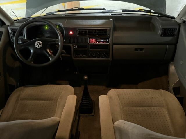 Фольксваген Transporter, объемом двигателя 2.5 л и пробегом 345 тыс. км за 4400 $, фото 16 на Automoto.ua