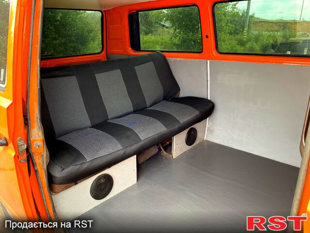 Фольксваген Transporter, об'ємом двигуна 1.9 л та пробігом 180 тис. км за 4000 $, фото 10 на Automoto.ua