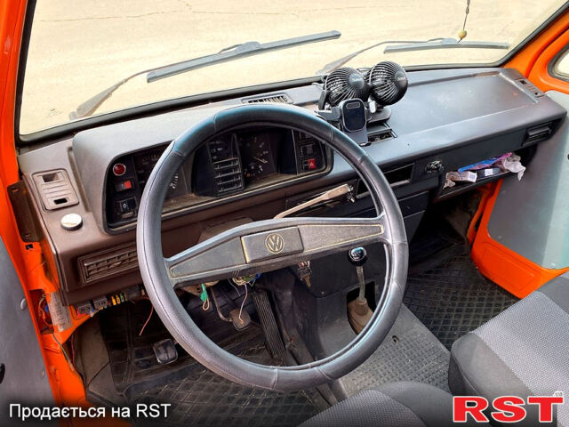 Фольксваген Transporter, об'ємом двигуна 1.9 л та пробігом 180 тис. км за 4000 $, фото 9 на Automoto.ua