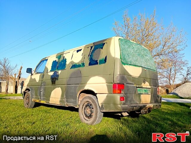 Фольксваген Transporter, объемом двигателя 2.5 л и пробегом 500 тыс. км за 2500 $, фото 2 на Automoto.ua
