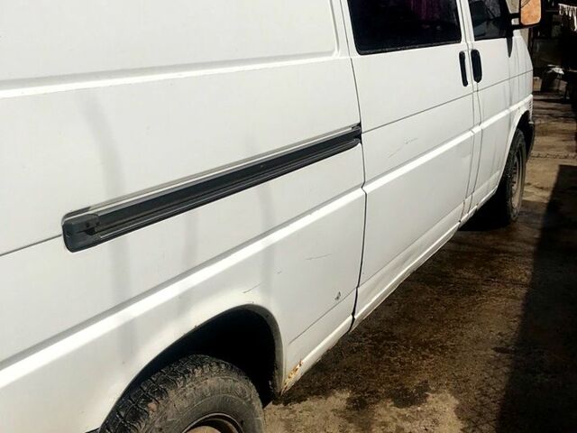 Фольксваген Transporter, объемом двигателя 19 л и пробегом 430 тыс. км за 4500 $, фото 6 на Automoto.ua