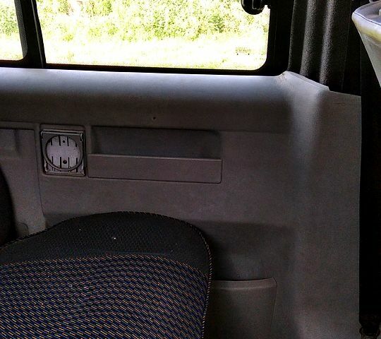 Фольксваген Transporter, объемом двигателя 2.4 л и пробегом 375 тыс. км за 4900 $, фото 12 на Automoto.ua