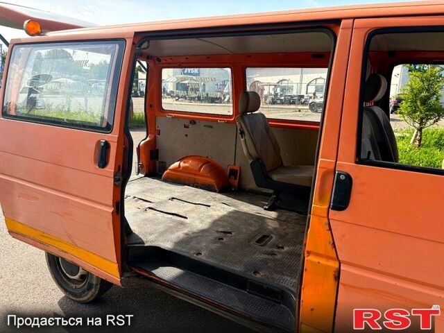 Фольксваген Transporter, об'ємом двигуна 1.9 л та пробігом 227 тис. км за 1400 $, фото 2 на Automoto.ua
