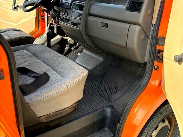 Фольксваген Transporter, об'ємом двигуна 1.9 л та пробігом 227 тис. км за 1400 $, фото 3 на Automoto.ua