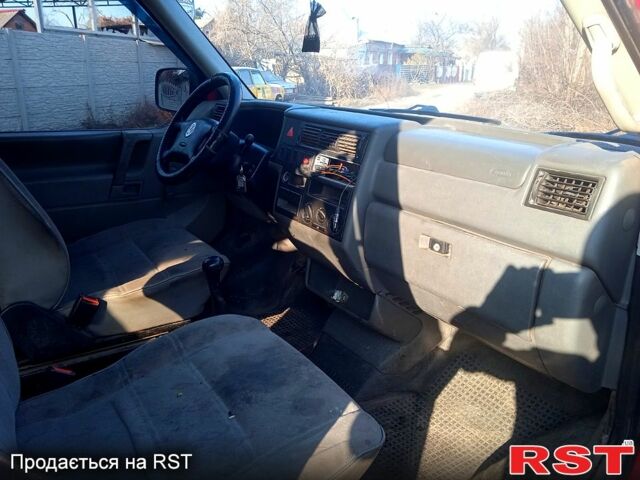 Фольксваген Transporter, объемом двигателя 25 л и пробегом 425 тыс. км за 3500 $, фото 4 на Automoto.ua