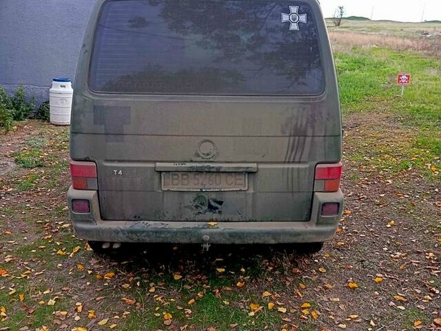 Фольксваген Transporter, объемом двигателя 1.9 л и пробегом 350 тыс. км за 3060 $, фото 3 на Automoto.ua