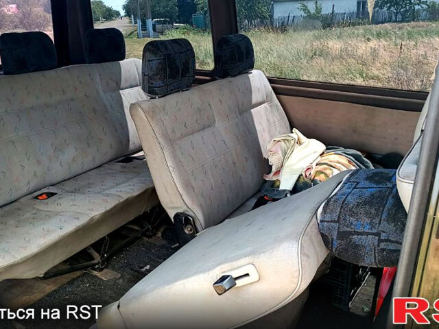 Фольксваген Transporter, объемом двигателя 1.9 л и пробегом 460 тыс. км за 5500 $, фото 4 на Automoto.ua