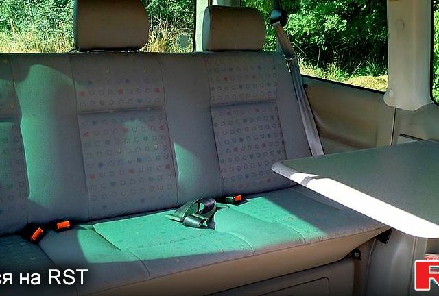 Фольксваген Transporter, объемом двигателя 2.5 л и пробегом 228 тыс. км за 1800 $, фото 4 на Automoto.ua