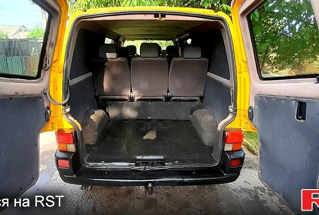 Фольксваген Transporter, объемом двигателя 2.4 л и пробегом 370 тыс. км за 5700 $, фото 3 на Automoto.ua