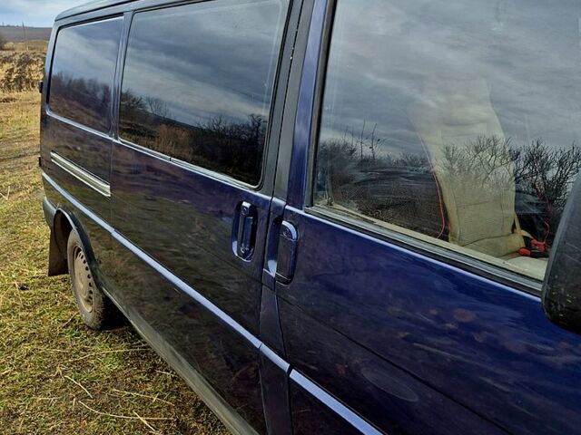 Фольксваген Transporter, объемом двигателя 25 л и пробегом 320 тыс. км за 6500 $, фото 3 на Automoto.ua