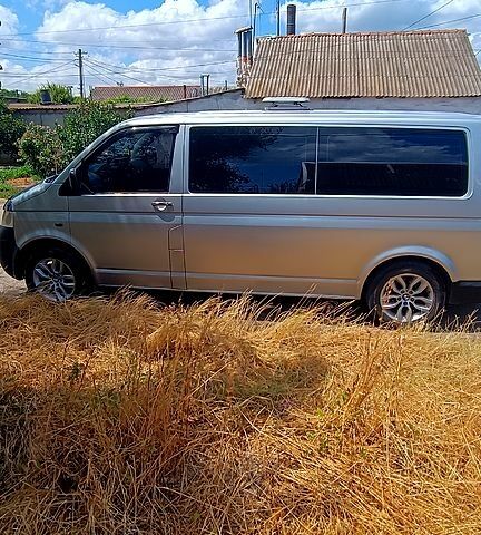 Фольксваген Transporter, объемом двигателя 2.5 л и пробегом 395 тыс. км за 8000 $, фото 6 на Automoto.ua