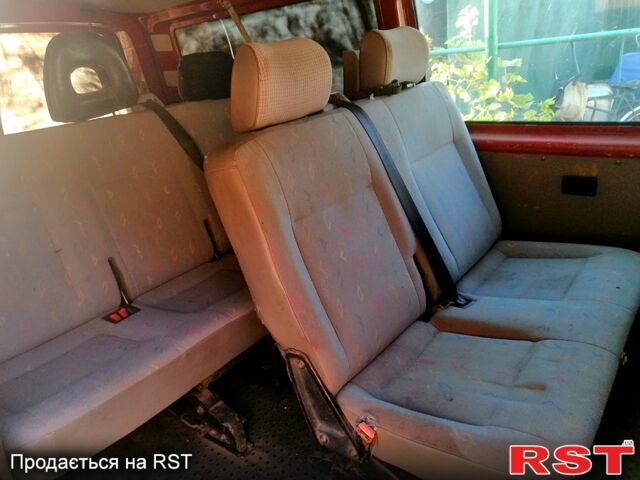 Фольксваген Transporter, объемом двигателя 2.5 л и пробегом 390 тыс. км за 5550 $, фото 4 на Automoto.ua