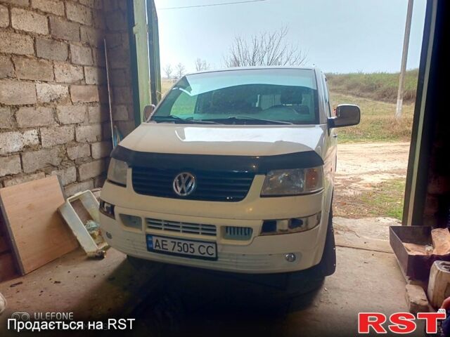 Фольксваген Transporter, объемом двигателя 2.5 л и пробегом 295 тыс. км за 4449 $, фото 1 на Automoto.ua