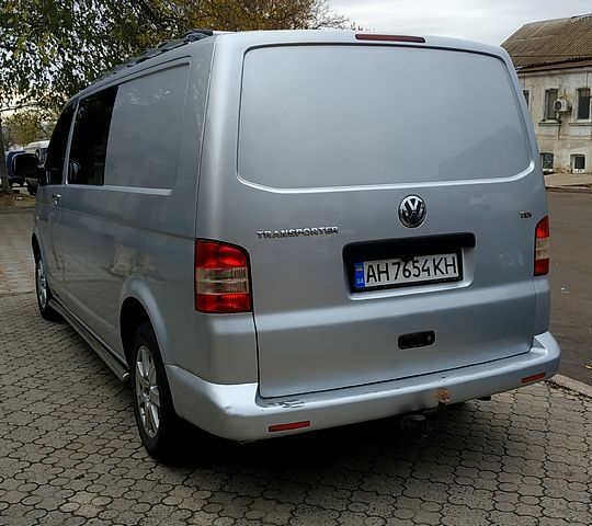 Фольксваген Transporter, объемом двигателя 2.5 л и пробегом 315 тыс. км за 7999 $, фото 1 на Automoto.ua