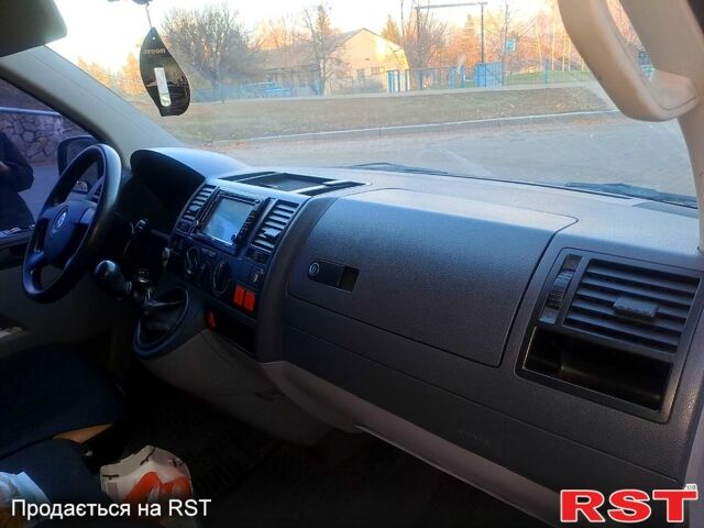 Фольксваген Transporter, объемом двигателя 1.9 л и пробегом 272 тыс. км за 7200 $, фото 4 на Automoto.ua