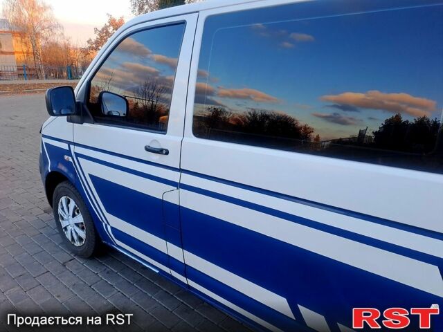 Фольксваген Transporter, объемом двигателя 1.9 л и пробегом 272 тыс. км за 7200 $, фото 2 на Automoto.ua