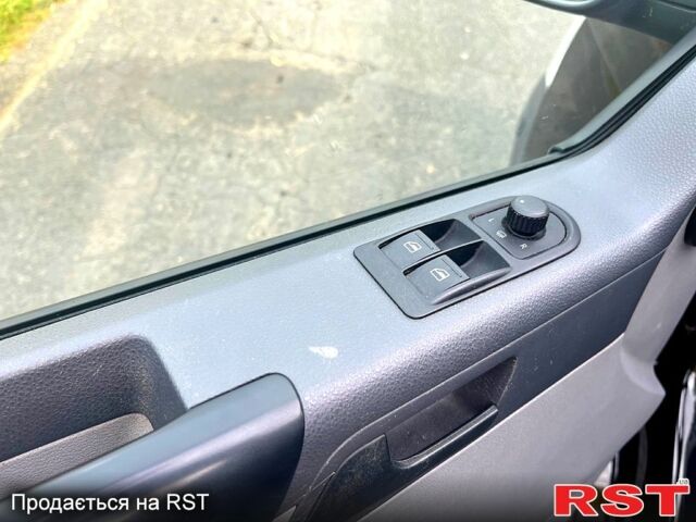 Фольксваген Transporter, об'ємом двигуна 19 л та пробігом 223 тис. км за 9500 $, фото 10 на Automoto.ua