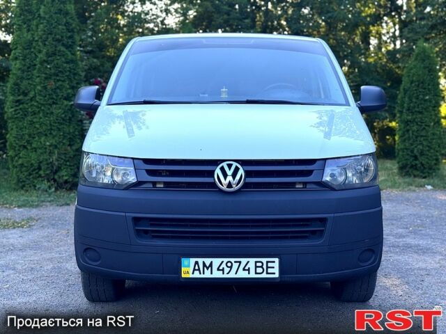 Фольксваген Transporter, объемом двигателя 2 л и пробегом 270 тыс. км за 14350 $, фото 1 на Automoto.ua