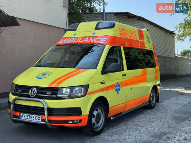 Желтый Фольксваген Transporter, объемом двигателя 1.97 л и пробегом 320 тыс. км за 27500 $, фото 2 на Automoto.ua