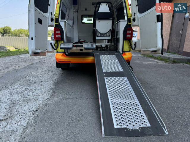 Желтый Фольксваген Transporter, объемом двигателя 1.97 л и пробегом 320 тыс. км за 27500 $, фото 18 на Automoto.ua