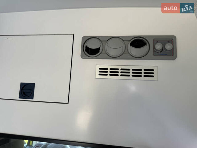 Желтый Фольксваген Transporter, объемом двигателя 1.97 л и пробегом 320 тыс. км за 27500 $, фото 21 на Automoto.ua