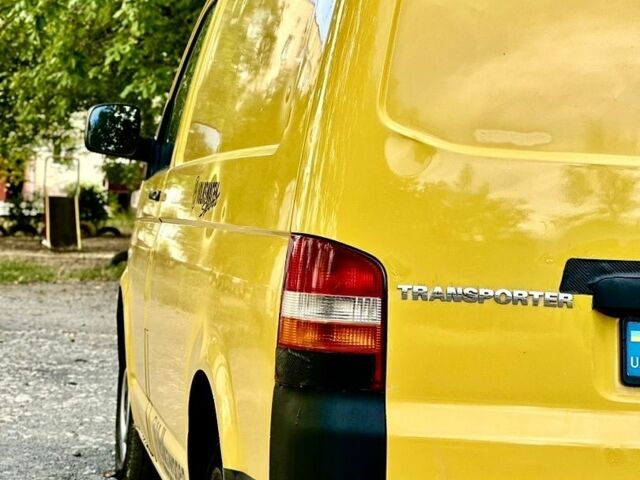 Желтый Фольксваген Transporter, объемом двигателя 2 л и пробегом 294 тыс. км за 6800 $, фото 13 на Automoto.ua