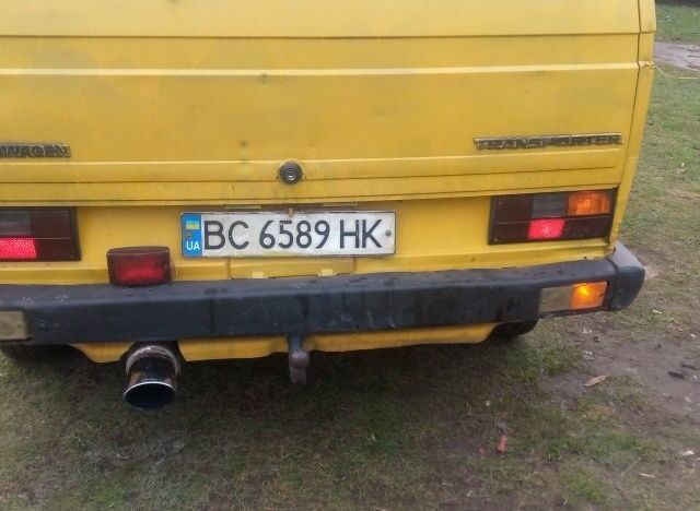 Жовтий Фольксваген Transporter, об'ємом двигуна 1 л та пробігом 200 тис. км за 1300 $, фото 5 на Automoto.ua