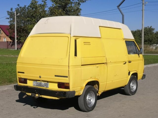 Желтый Фольксваген Transporter, объемом двигателя 1.6 л и пробегом 584 тыс. км за 1500 $, фото 3 на Automoto.ua