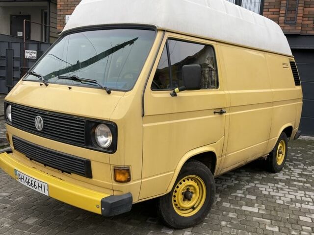 Желтый Фольксваген Transporter, объемом двигателя 1.7 л и пробегом 280 тыс. км за 2800 $, фото 1 на Automoto.ua