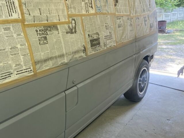 Желтый Фольксваген Transporter, объемом двигателя 1.9 л и пробегом 300 тыс. км за 3800 $, фото 17 на Automoto.ua