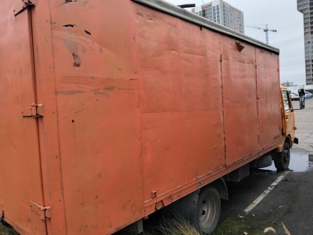 Жовтий Фольксваген Transporter, об'ємом двигуна 2.4 л та пробігом 355 тис. км за 2450 $, фото 3 на Automoto.ua