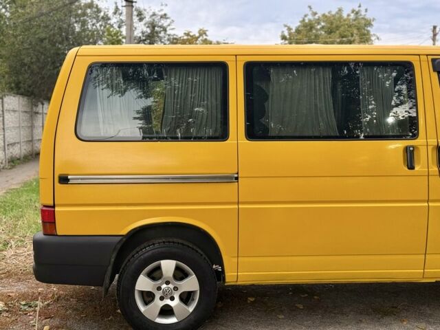 Желтый Фольксваген Transporter, объемом двигателя 1.9 л и пробегом 373 тыс. км за 5300 $, фото 4 на Automoto.ua