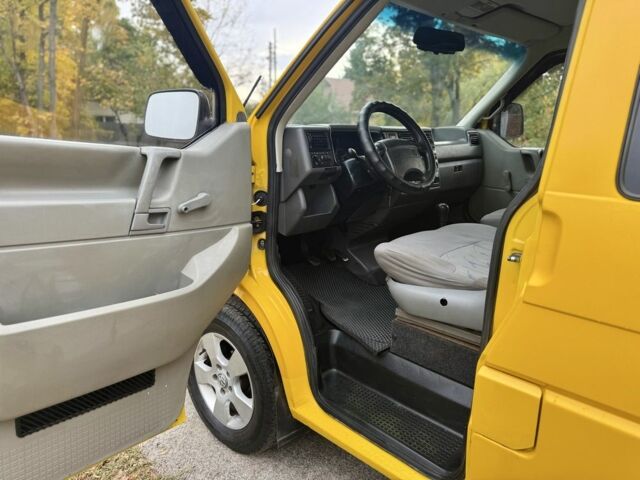 Желтый Фольксваген Transporter, объемом двигателя 1.9 л и пробегом 373 тыс. км за 5300 $, фото 23 на Automoto.ua