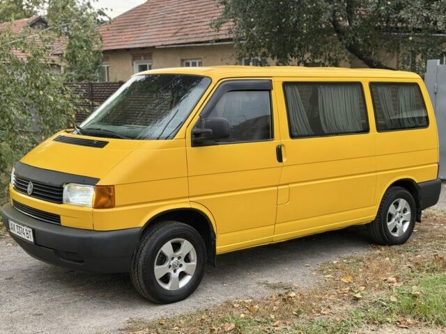 Желтый Фольксваген Transporter, объемом двигателя 1.9 л и пробегом 373 тыс. км за 5300 $, фото 1 на Automoto.ua