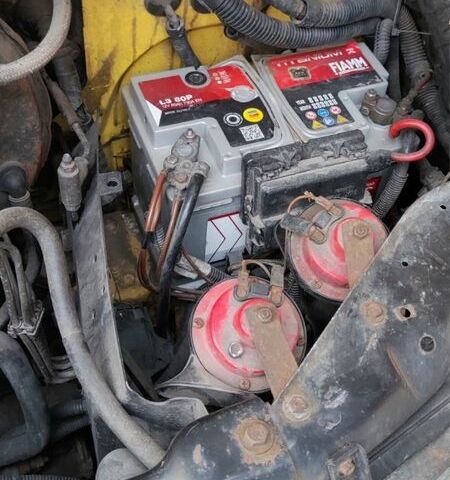 Желтый Фольксваген Transporter, объемом двигателя 2.5 л и пробегом 450 тыс. км за 5000 $, фото 7 на Automoto.ua