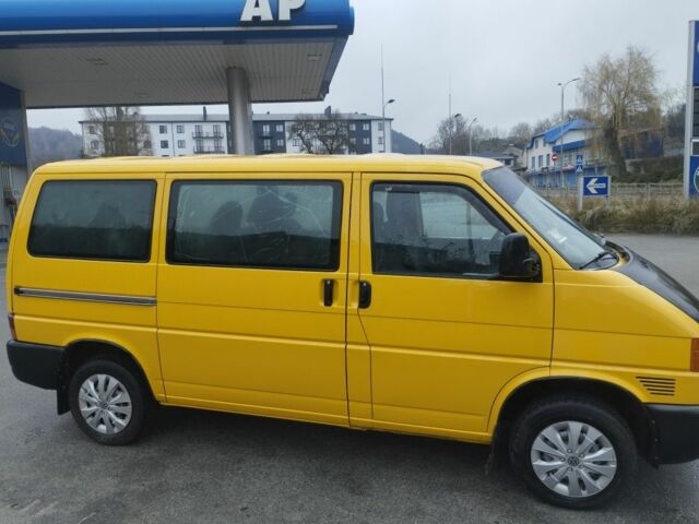 Желтый Фольксваген Transporter, объемом двигателя 1.9 л и пробегом 340 тыс. км за 6150 $, фото 5 на Automoto.ua