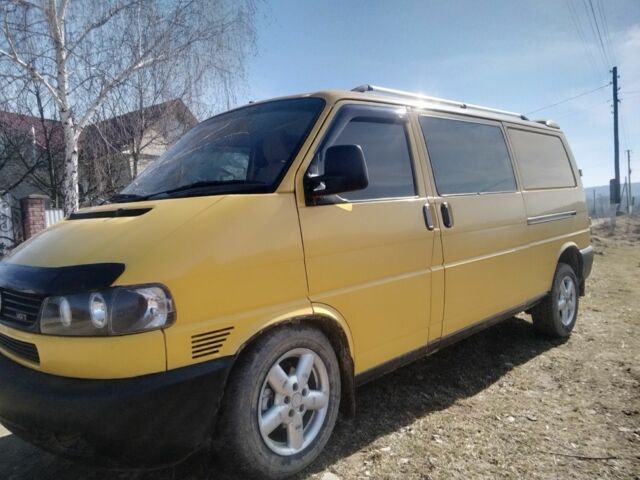 Жовтий Фольксваген Transporter, об'ємом двигуна 2.5 л та пробігом 400 тис. км за 5800 $, фото 2 на Automoto.ua