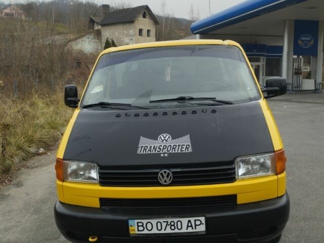 Желтый Фольксваген Transporter, объемом двигателя 1.9 л и пробегом 340 тыс. км за 6150 $, фото 2 на Automoto.ua