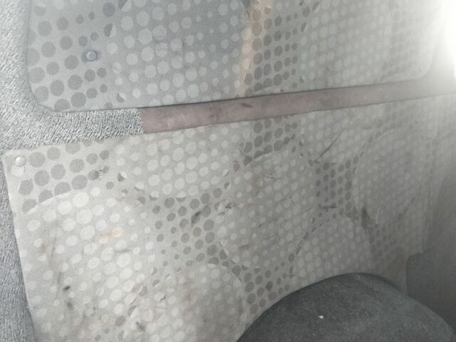 Желтый Фольксваген Transporter, объемом двигателя 2.5 л и пробегом 380 тыс. км за 7000 $, фото 4 на Automoto.ua