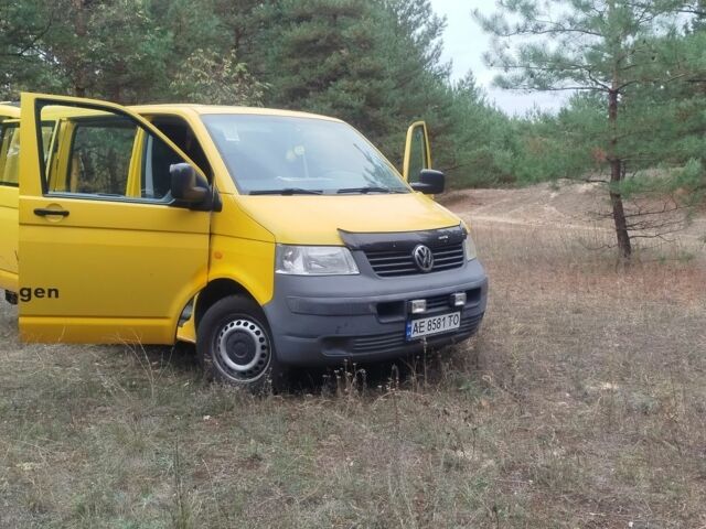 Жовтий Фольксваген Transporter, об'ємом двигуна 1.9 л та пробігом 220 тис. км за 6700 $, фото 4 на Automoto.ua