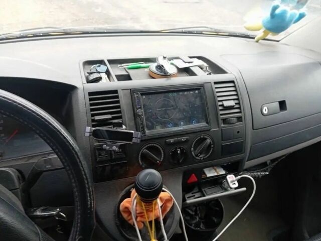 Желтый Фольксваген Transporter, объемом двигателя 1.9 л и пробегом 480 тыс. км за 5500 $, фото 6 на Automoto.ua