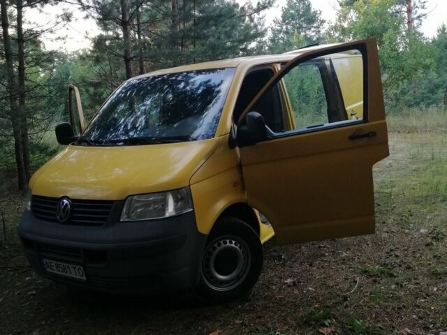 Жовтий Фольксваген Transporter, об'ємом двигуна 1.9 л та пробігом 220 тис. км за 6700 $, фото 9 на Automoto.ua