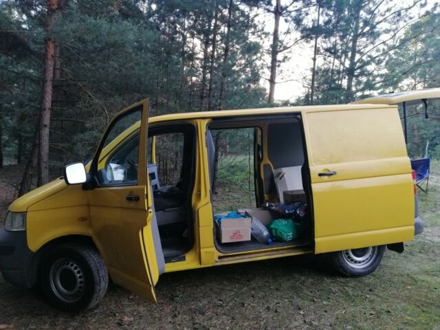 Жовтий Фольксваген Transporter, об'ємом двигуна 1.9 л та пробігом 220 тис. км за 6700 $, фото 8 на Automoto.ua