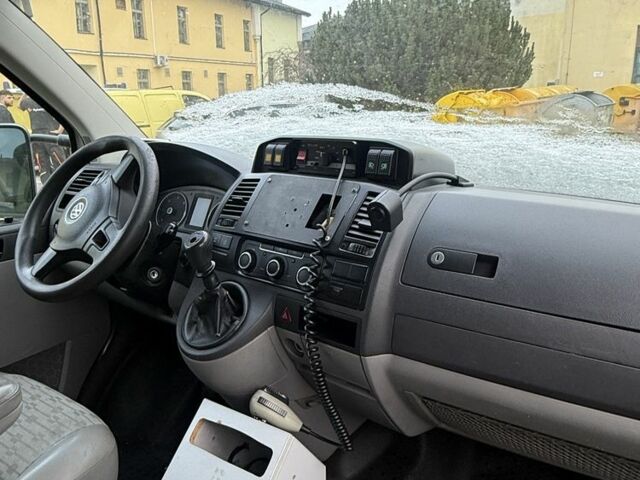 Желтый Фольксваген Transporter, объемом двигателя 0 л и пробегом 482 тыс. км за 7698 $, фото 3 на Automoto.ua