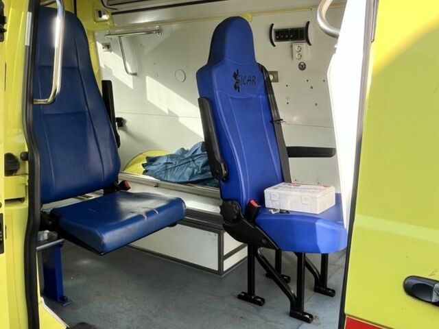 Желтый Фольксваген Transporter, объемом двигателя 0 л и пробегом 482 тыс. км за 7698 $, фото 6 на Automoto.ua