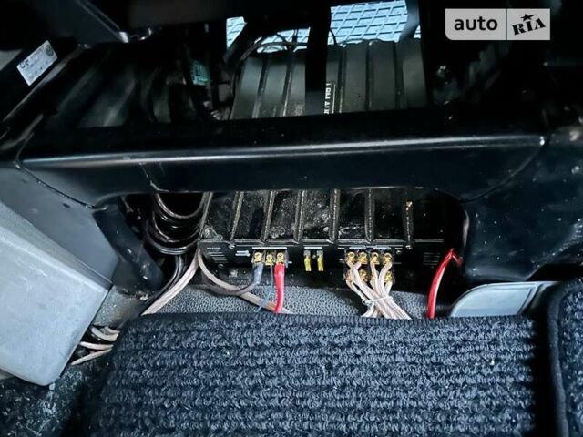 Желтый Фольксваген Transporter, объемом двигателя 1.98 л и пробегом 318 тыс. км за 8999 $, фото 2 на Automoto.ua