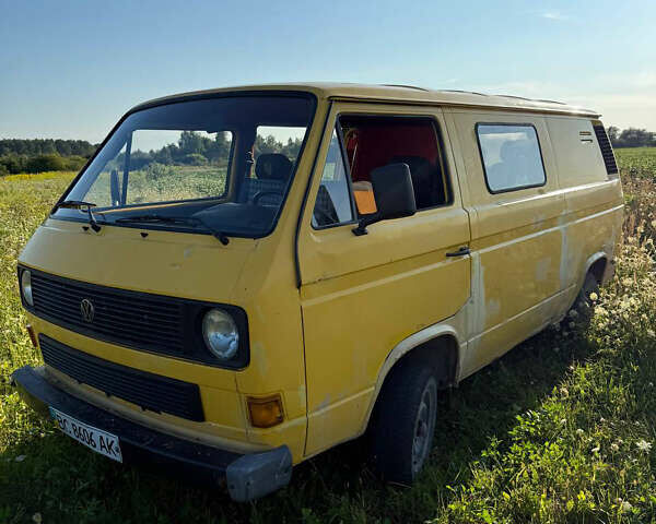 Жовтий Фольксваген Transporter, об'ємом двигуна 1.9 л та пробігом 499 тис. км за 1950 $, фото 2 на Automoto.ua