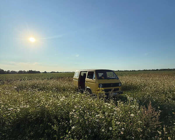 Жовтий Фольксваген Transporter, об'ємом двигуна 1.9 л та пробігом 499 тис. км за 1950 $, фото 15 на Automoto.ua