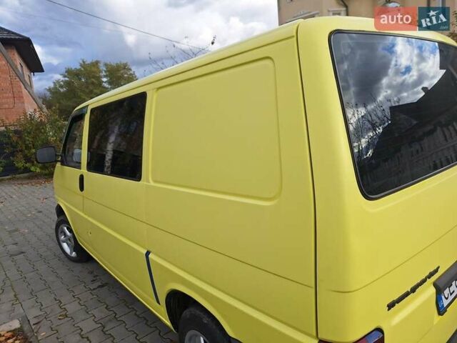 Жовтий Фольксваген Transporter, об'ємом двигуна 1.9 л та пробігом 297 тис. км за 4300 $, фото 7 на Automoto.ua